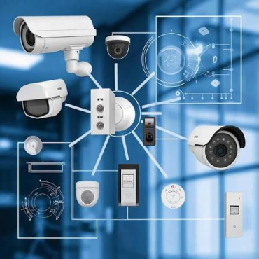 Проектирование систем охраны периметра: выбор датчиков и интеграция с уличным видеонаблюдением.